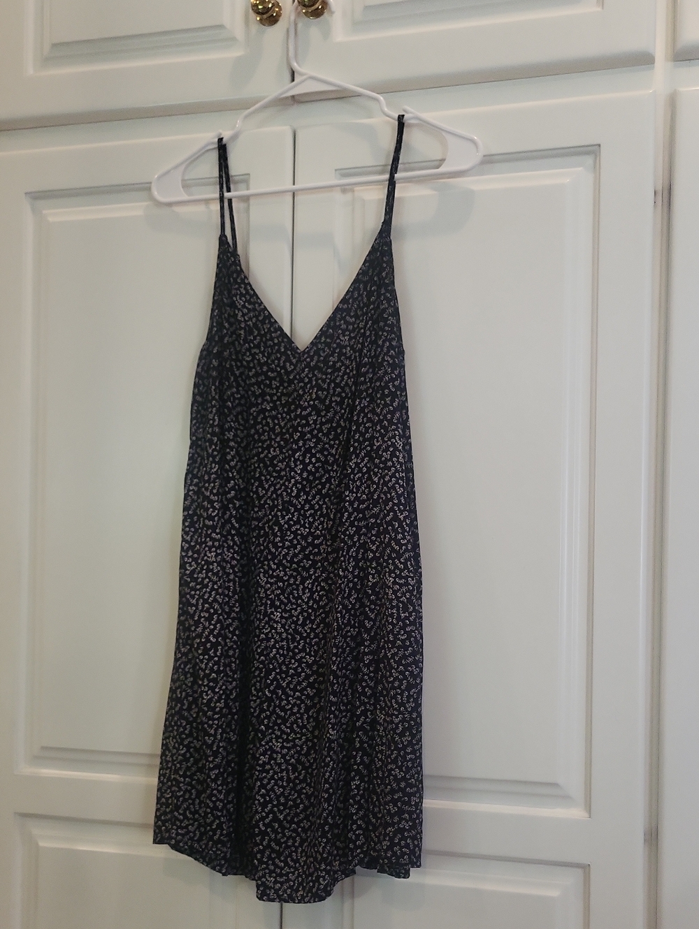 Abercrombie & Fitch Spaghetti Strap V-Neck Floral Lined Slip Dress